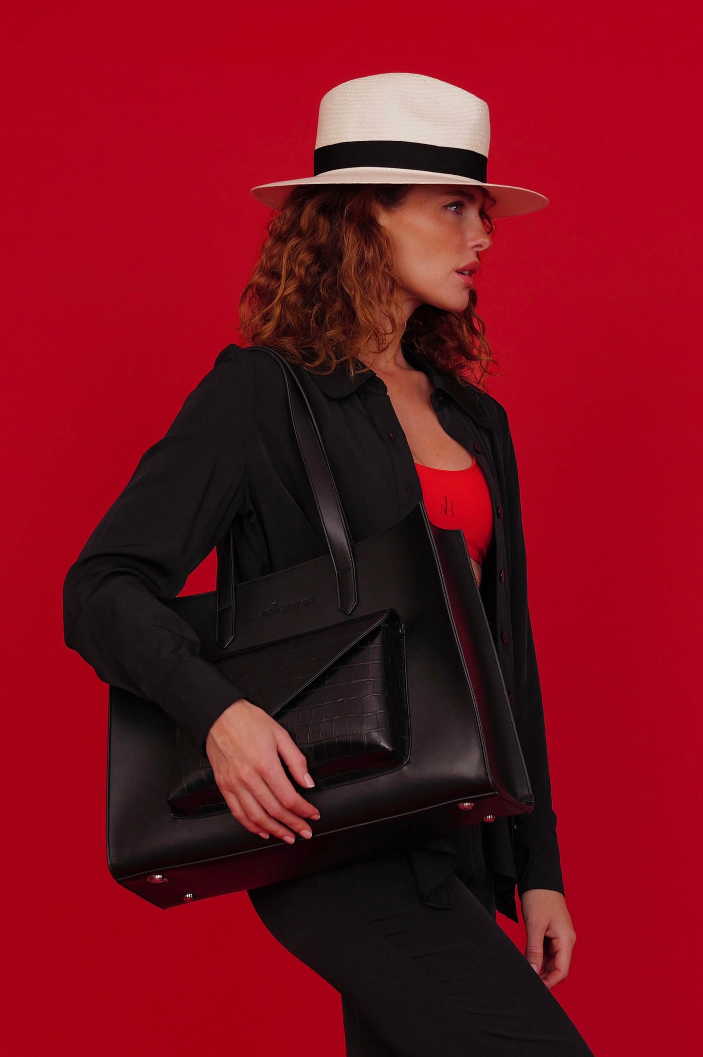 "TOTE LA SEMAINE" - BLACK